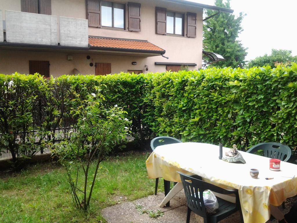 Villetta Rossini Appartamento Da Condividere Con Me Luciano Servizio Ospiti Taxi Driver Navetta No Wifi 2 Camera Da Letto Per 5 Persone Valbrembo Exterior foto